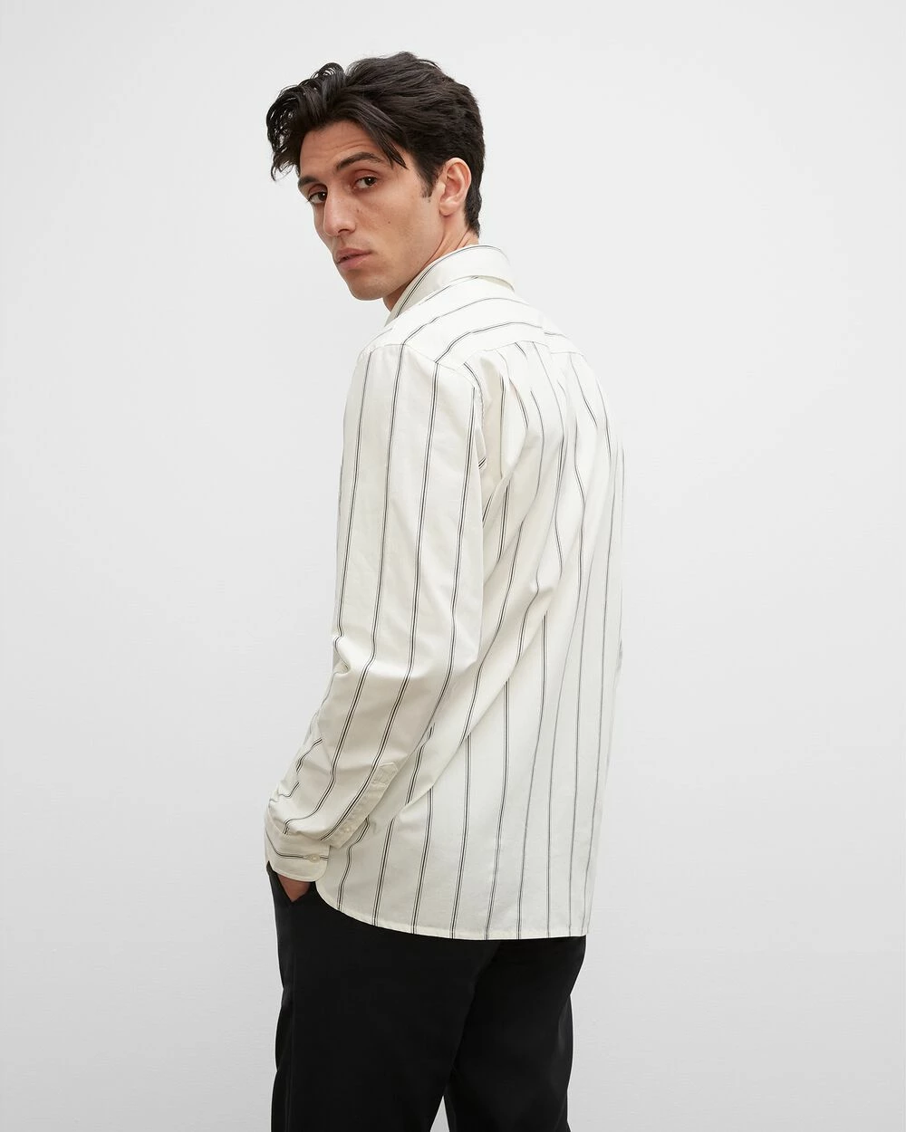 Brand new ๐งจ Club Monaco Men Long Sleeve Pinstripe Poplin ๐ Shirt Egret ๐ 4 Brand new ๐งจ Club Monaco Men Long Sleeve Pinstripe Poplin ๐ Shirt Egret ๐ - Image 2