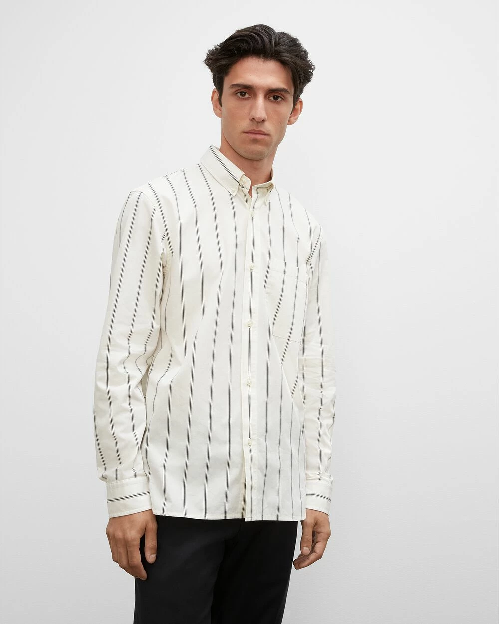Brand new ๐งจ Club Monaco Men Long Sleeve Pinstripe Poplin ๐ Shirt Egret ๐ 5 Brand new ๐งจ Club Monaco Men Long Sleeve Pinstripe Poplin ๐ Shirt Egret ๐ - Image 3