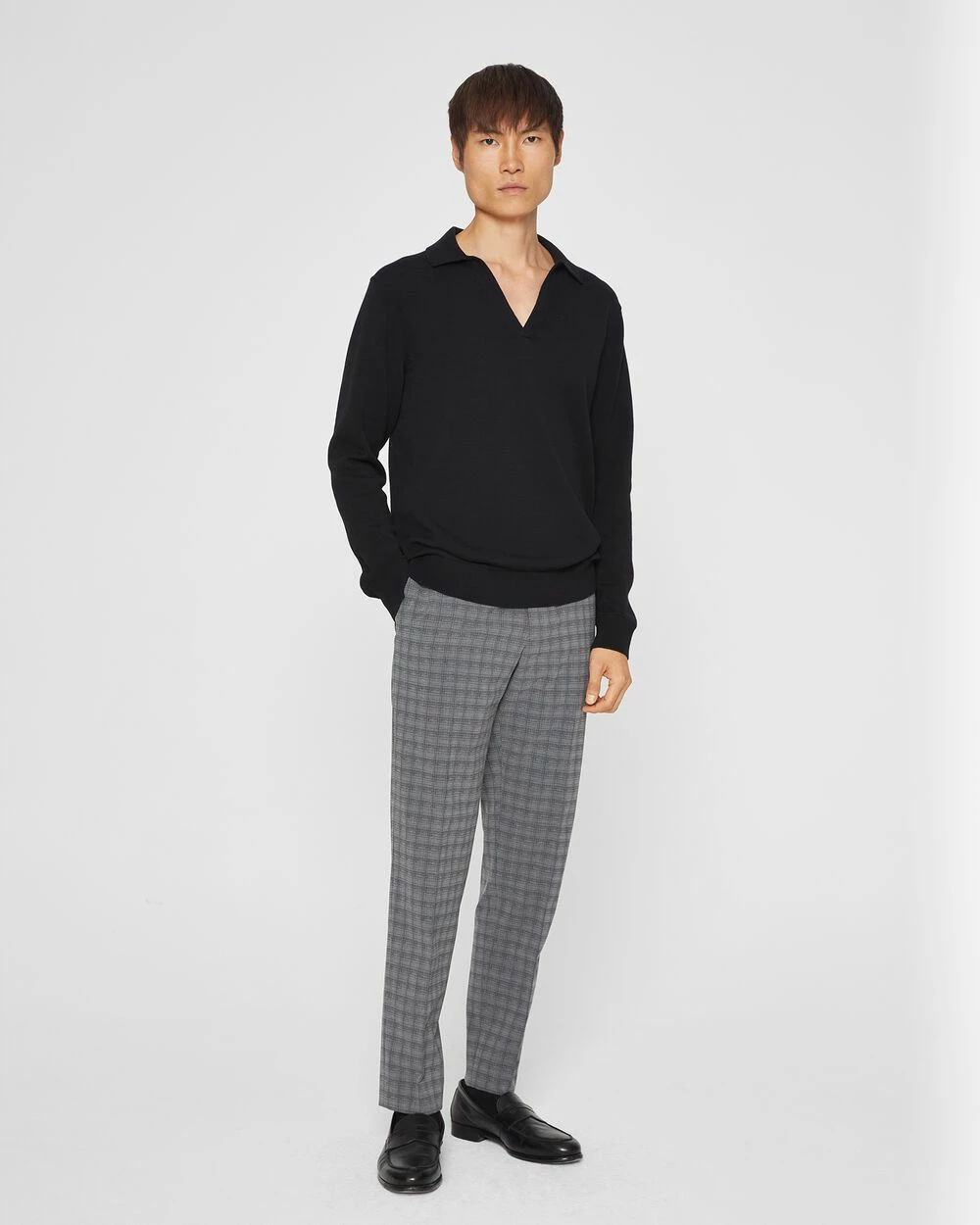 Deals โ๏ธ Club Monaco Men Colorblock Johnny Collar Sweater Black ๐งจ 6 Deals โ๏ธ Club Monaco Men Colorblock Johnny Collar Sweater Black ๐งจ - Image 4