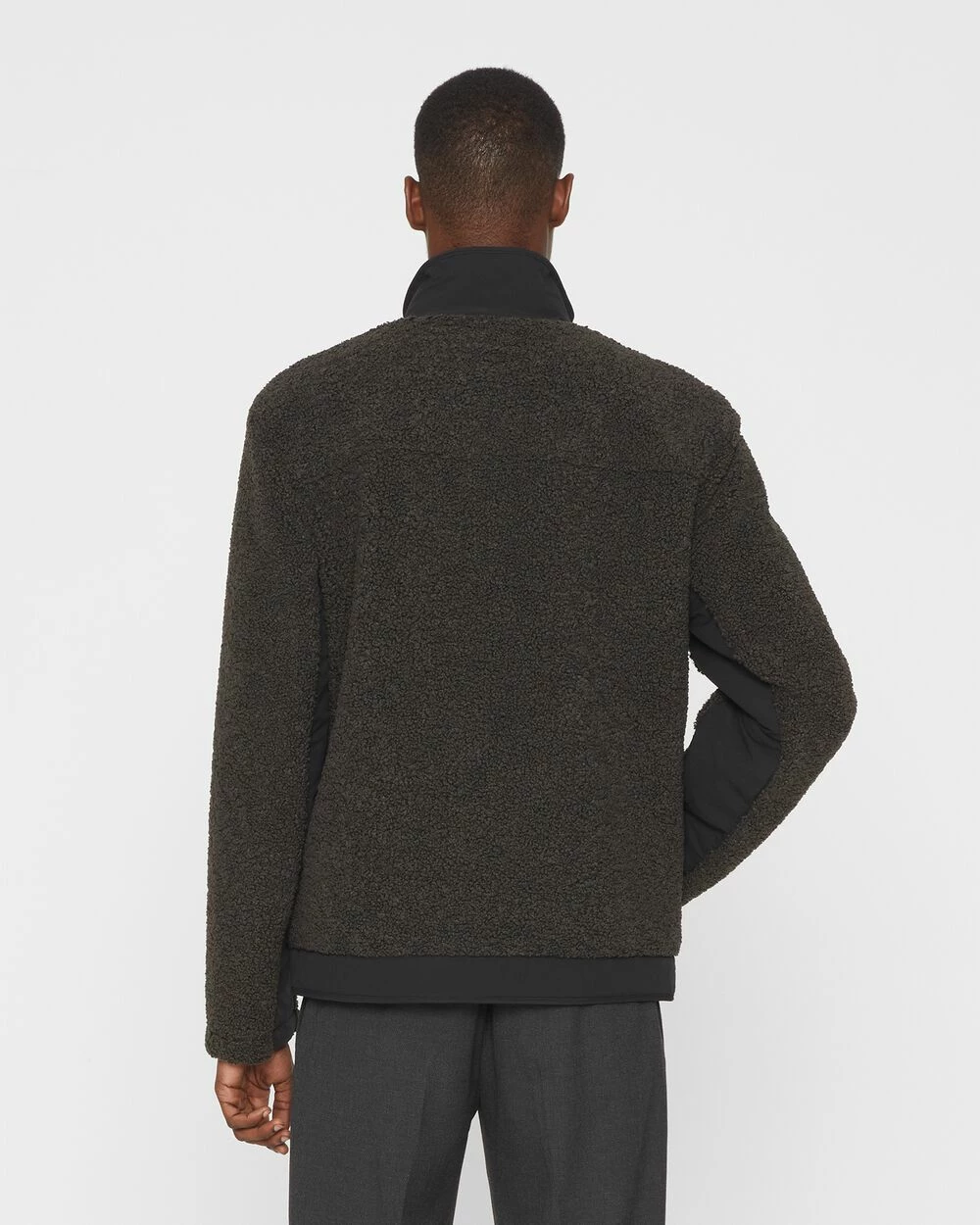 Budget ๐คฉ Club Monaco Men Sherpa Jacket Dark Grey ๐ 4 Budget ๐คฉ Club Monaco Men Sherpa Jacket Dark Grey ๐ - Image 2