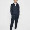 Best Sale ๐ Club Monaco Men Tech Terry Sweatpants Navy Blue ๐ 1 Best Sale ๐ Club Monaco Men Tech Terry Sweatpants Navy Blue ๐ -Club Monaco Online Shop cm 1466271 lifestyle